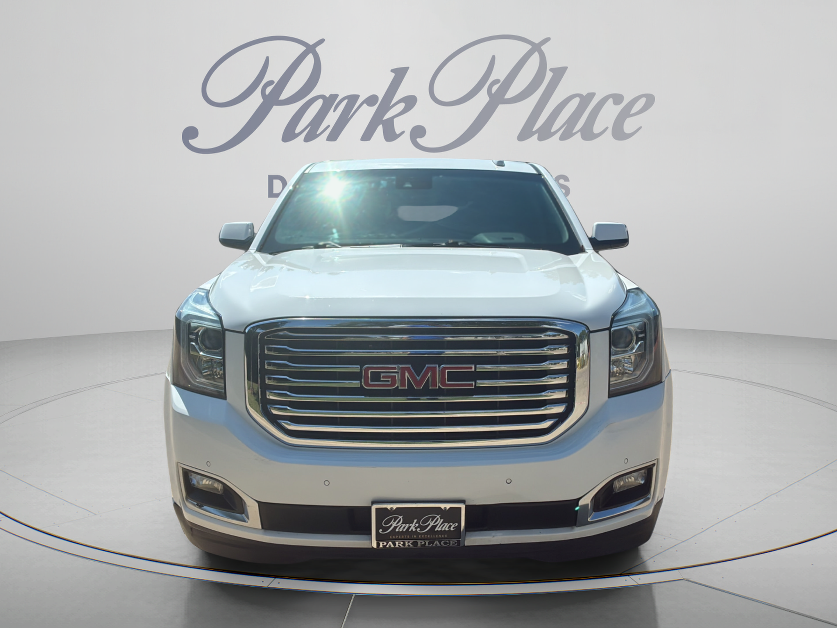 Used 2018 GMC Yukon SLT w/ Premium Edition RWD image 8