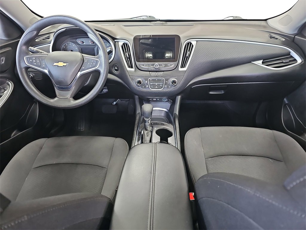 Used 2024 Chevrolet Malibu LT image 9