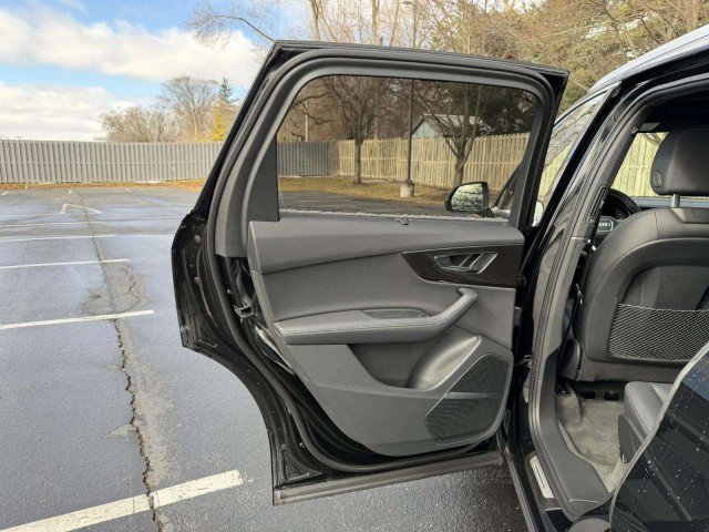 Certified 2025 Audi Q7 Premium Plus w/ Premium Plus Package image 20
