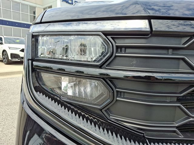 Used 2025 Ford Expedition Max Active AWD/4WD image 9