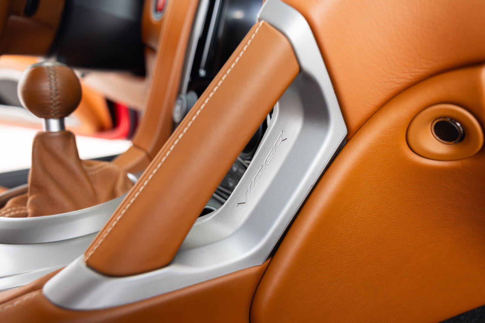 Used 2013 SRT Viper GTS w/ GTS Laguna Interior Pkg RWD image 58