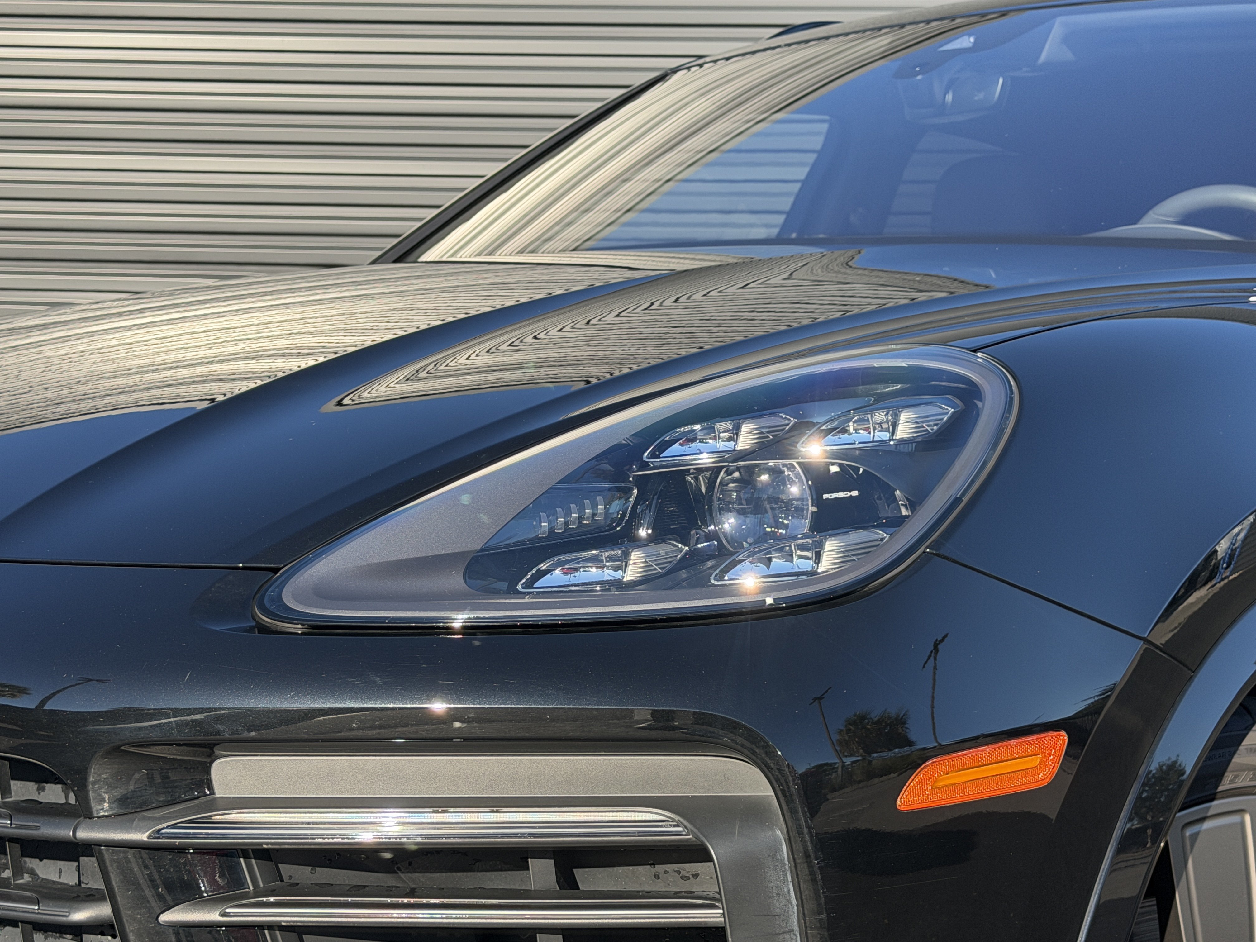 Used 2023 Porsche Cayenne S Platinum AWD/4WD image 8