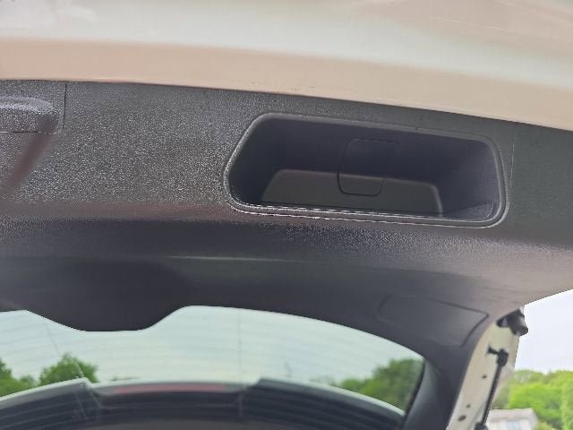 Certified 2025 Chevrolet Blazer LT FWD image 32
