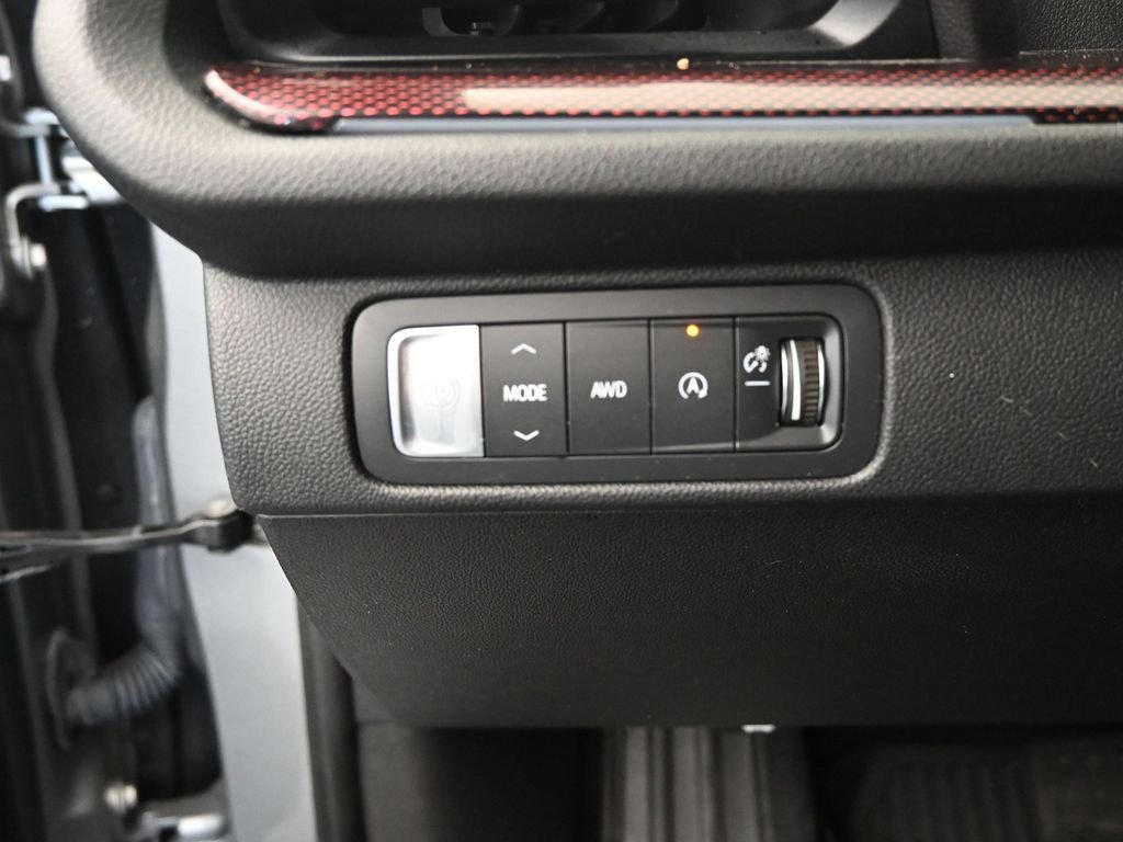 Certified 2024 Chevrolet Traverse Z71 w/ Enhanced Driving Package image 33