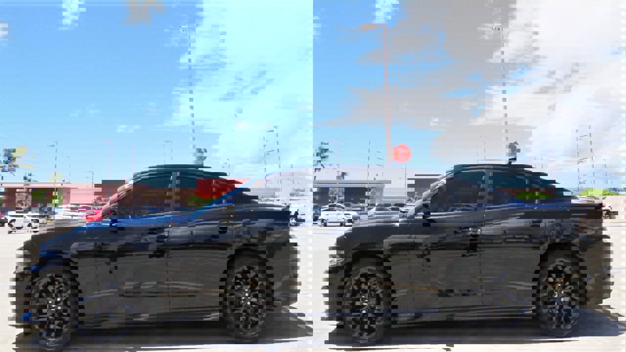 Used 2019 Dodge Charger R/T w/ Plus Group RWD image 3