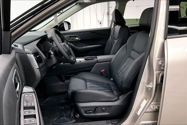 New 2026 Nissan Rogue Platinum w/ Platinum Premium Package image 10