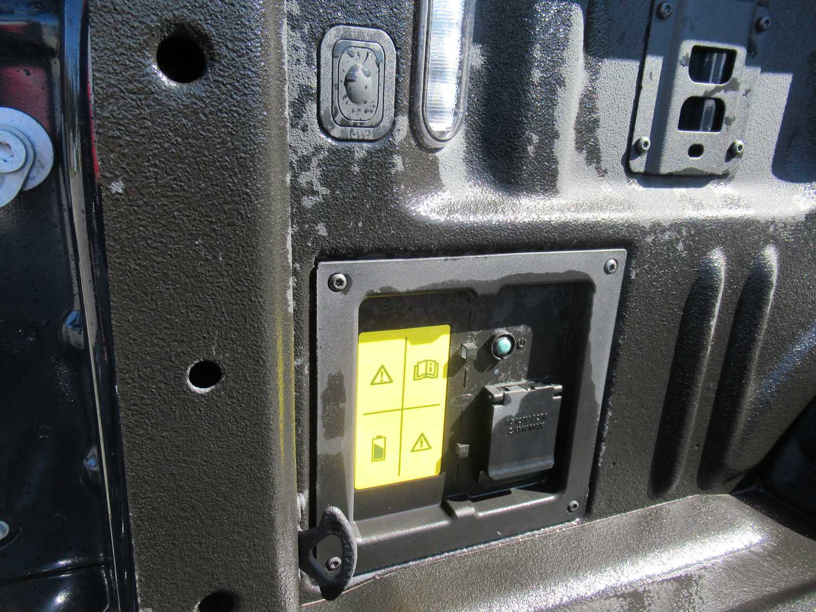 Used 2024 Ford F150 Lightning Flash image 21