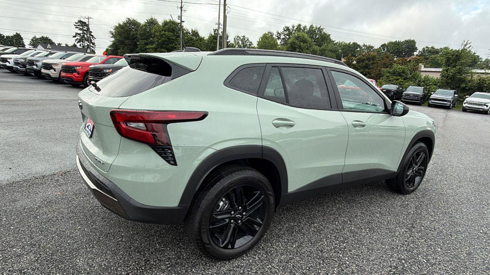 New 2026 Chevrolet Trax ACTIV w/ Driver Confidence Package FWD image 8