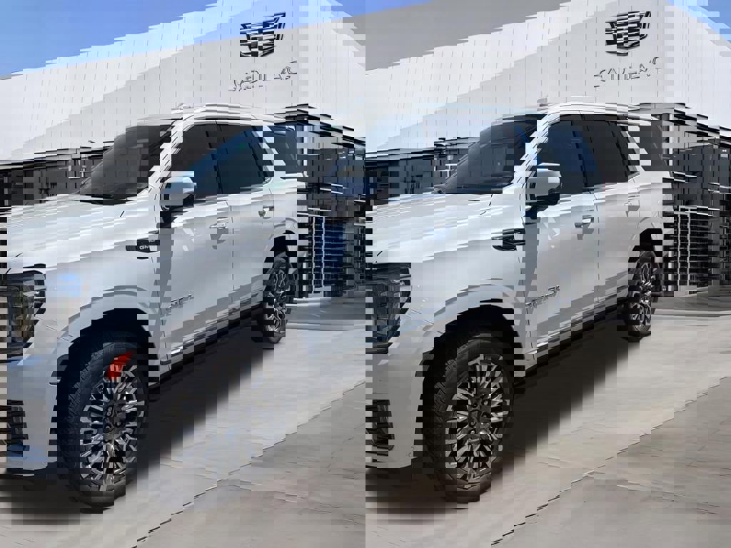 Used 2023 GMC Yukon Denali Ultimate w/ LPO, Floor Liner Package image 4