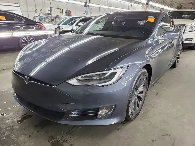 Used 2018 Tesla Model S 75D image 3