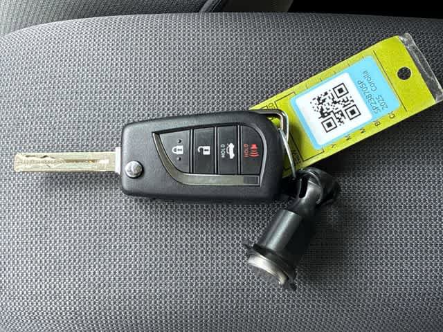 Used 2025 Toyota Corolla LE FWD image 36