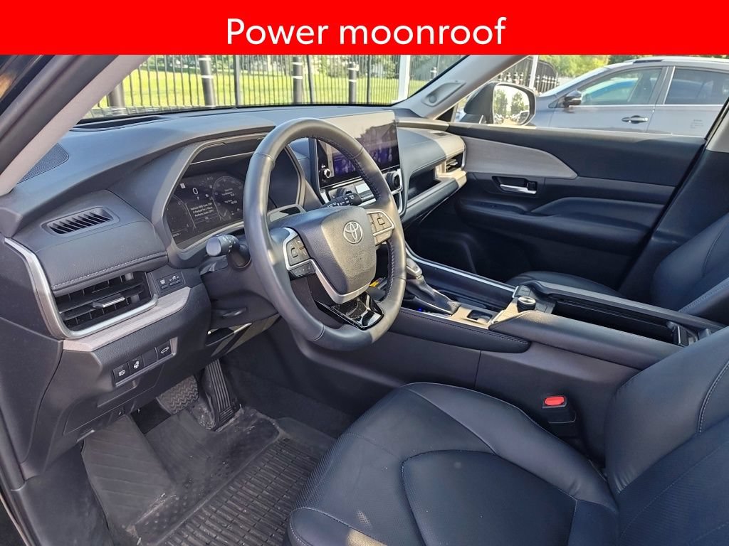 Used 2024 Toyota Grand Highlander AWD image 7