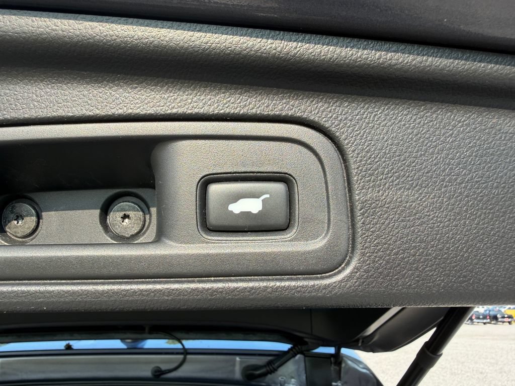 Used 2019 Honda Pilot Touring image 38