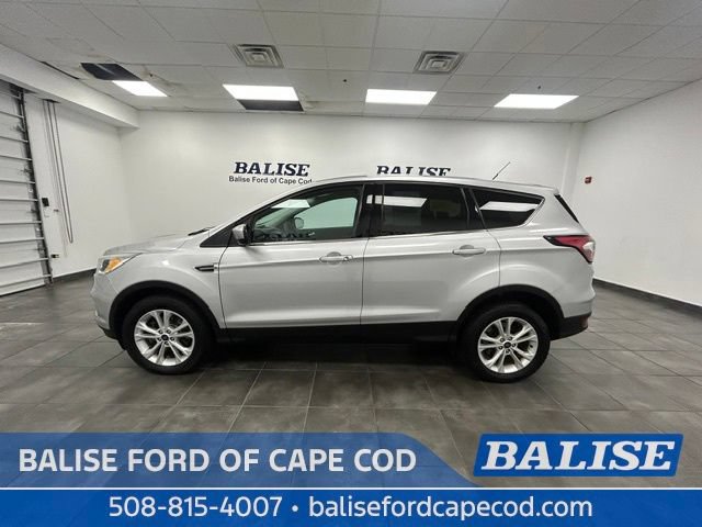 Used 2017 Ford Escape SE AWD/4WD image 4