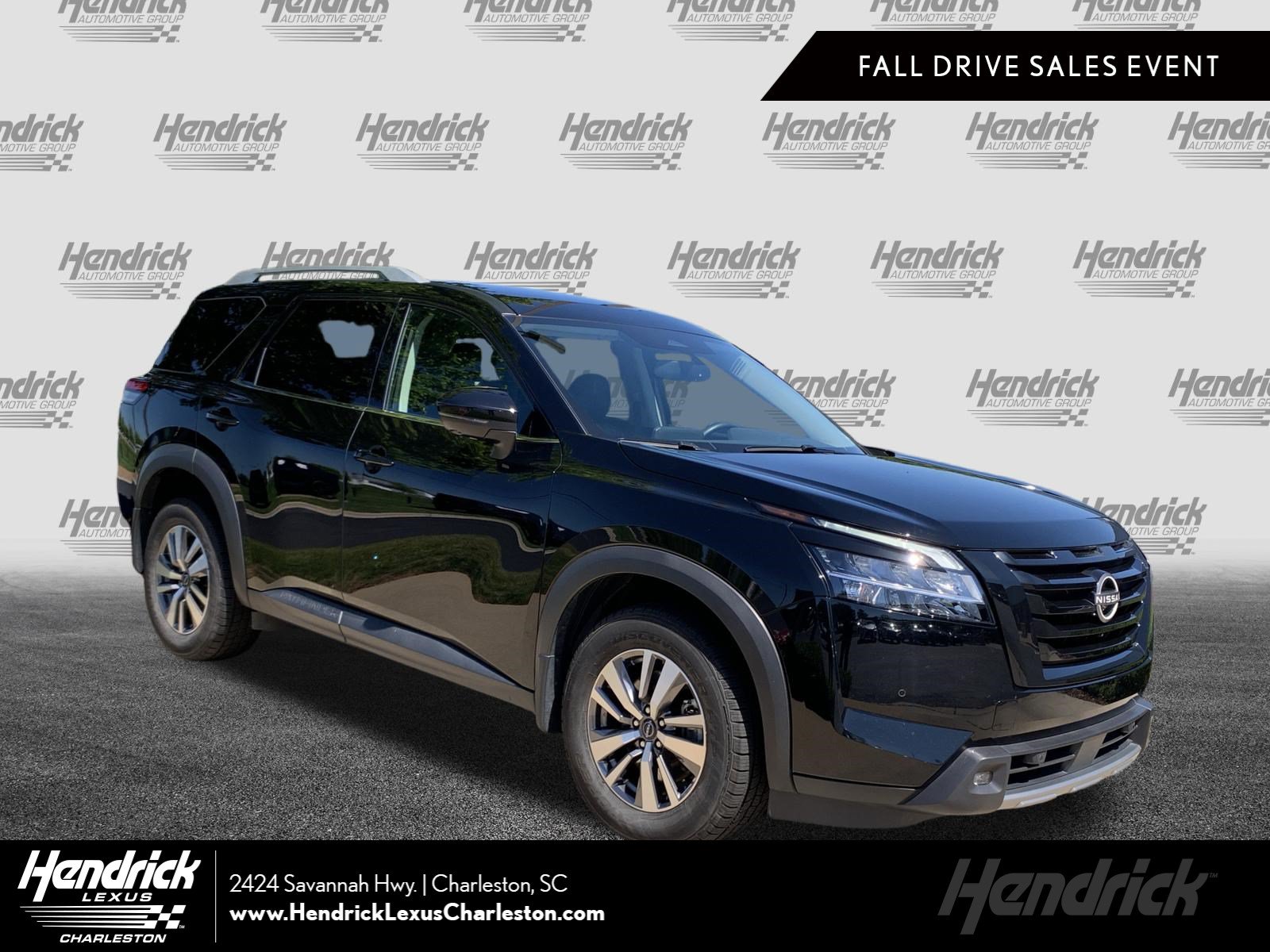 Used 2022 Nissan Pathfinder SL w/ Lighting Package (N92)