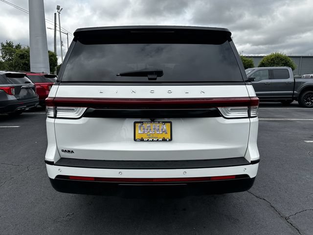 Certified 2024 Lincoln Navigator Reserve w/ Monochromatic Package AWD/4WD image 6