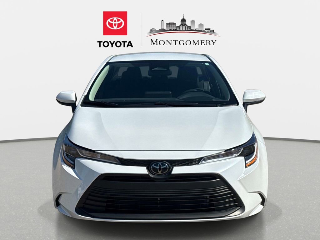 Used 2025 Toyota Corolla LE image 8