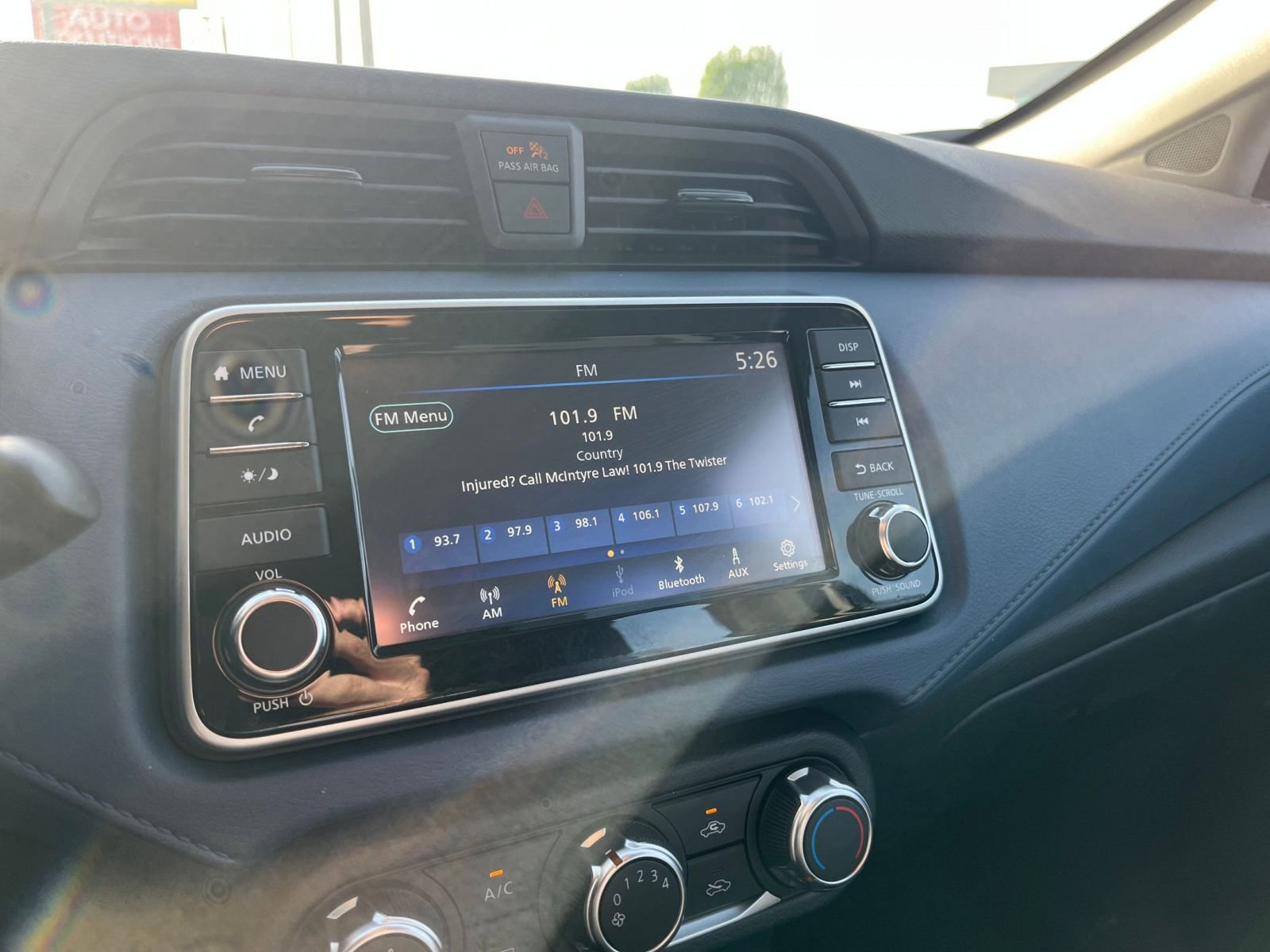 Used 2025 Nissan Versa SV image 20