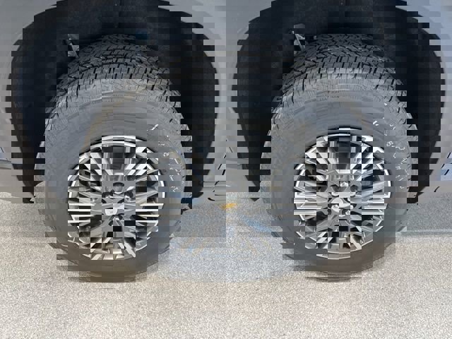 New 2026 Chevrolet Traverse LT w/ Driver Confidence Package image 7