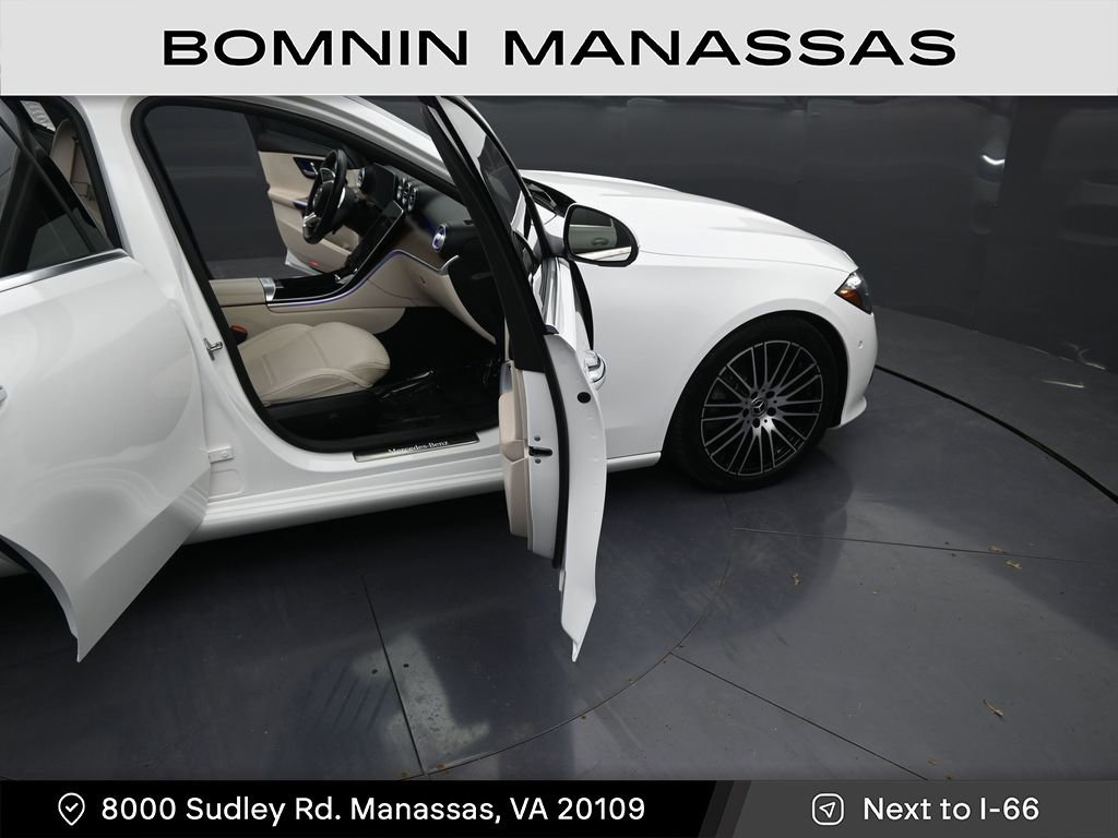 Used 2022 Mercedes-Benz C 300 4MATIC Sedan image 9