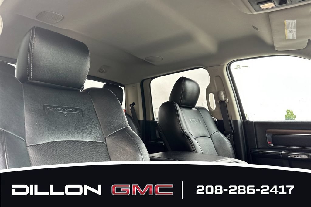 Used 2017 RAM 1500 Laramie AWD/4WD image 18
