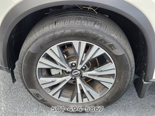 Used 2023 Nissan Rogue SV w/ SV Premium B Package AWD/4WD image 16