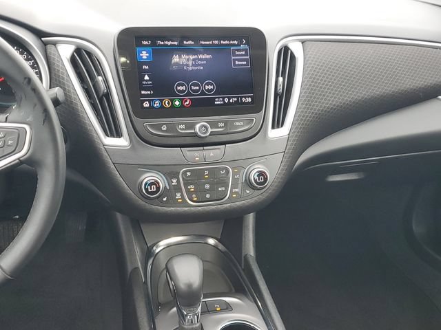 Used 2024 Chevrolet Malibu LT w/ Sport Edition FWD image 13