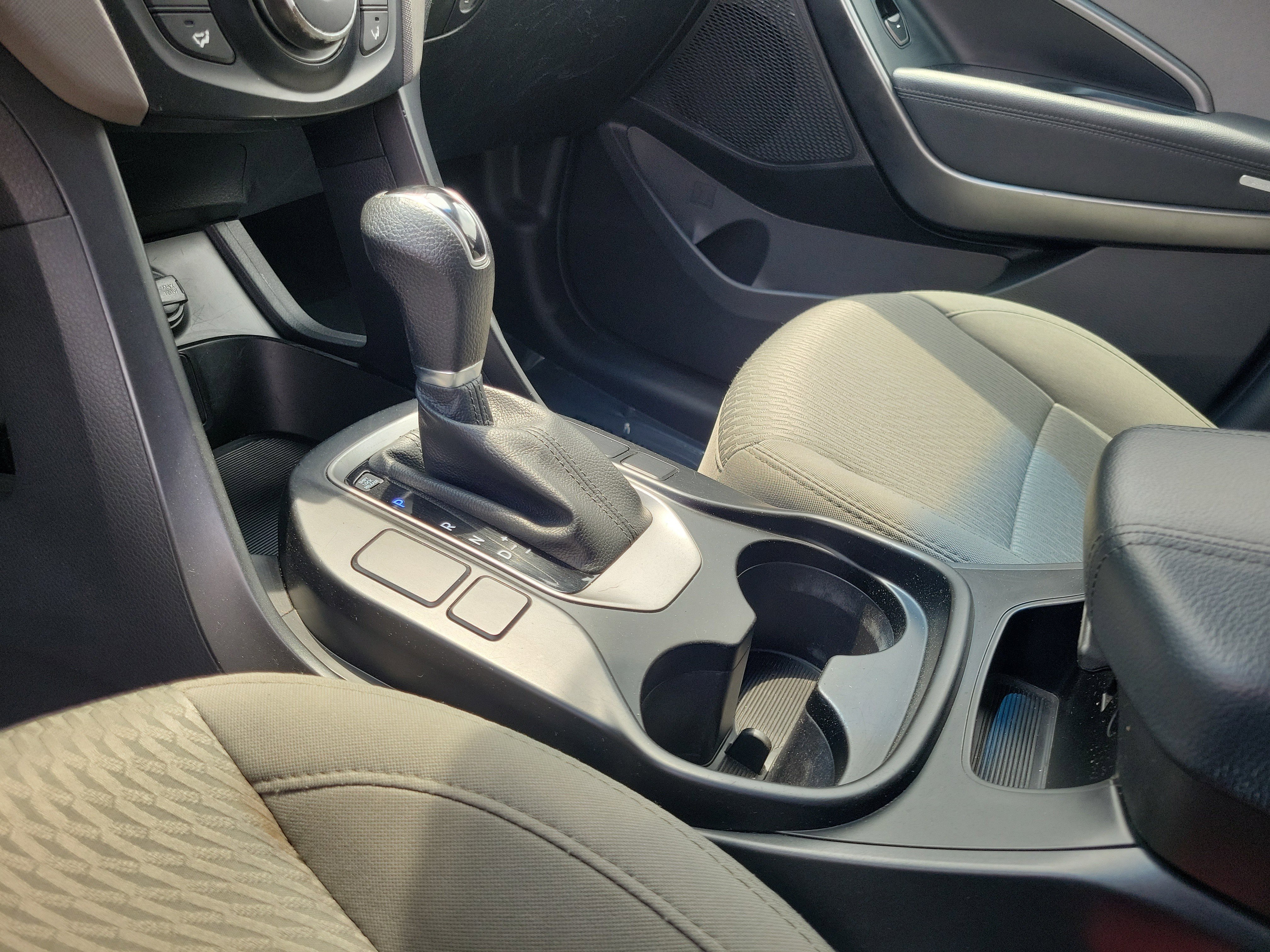 Used 2018 Hyundai Santa Fe Sport FWD image 29