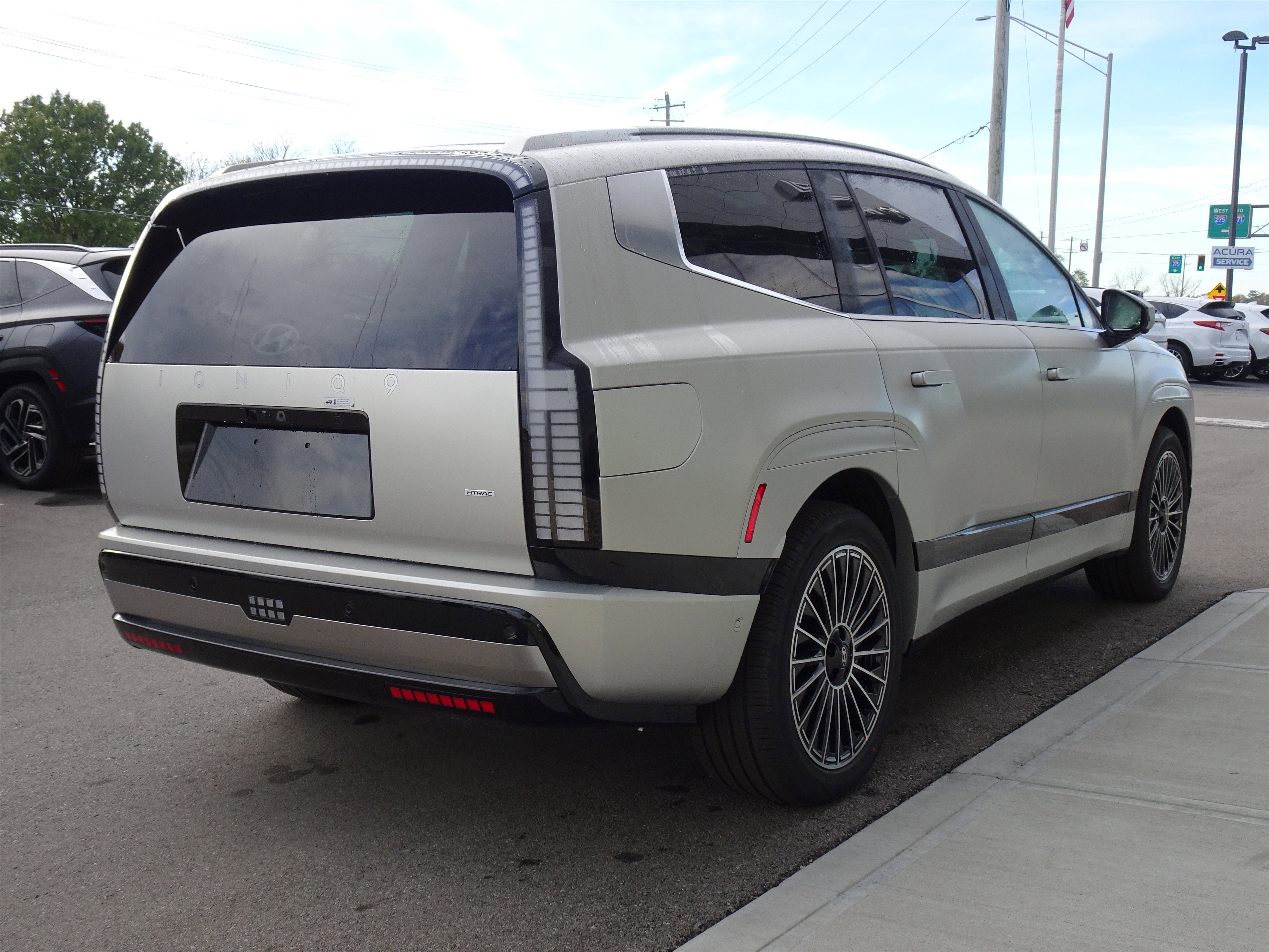 New 2026 Hyundai Ioniq 9 Calligraphy image 6