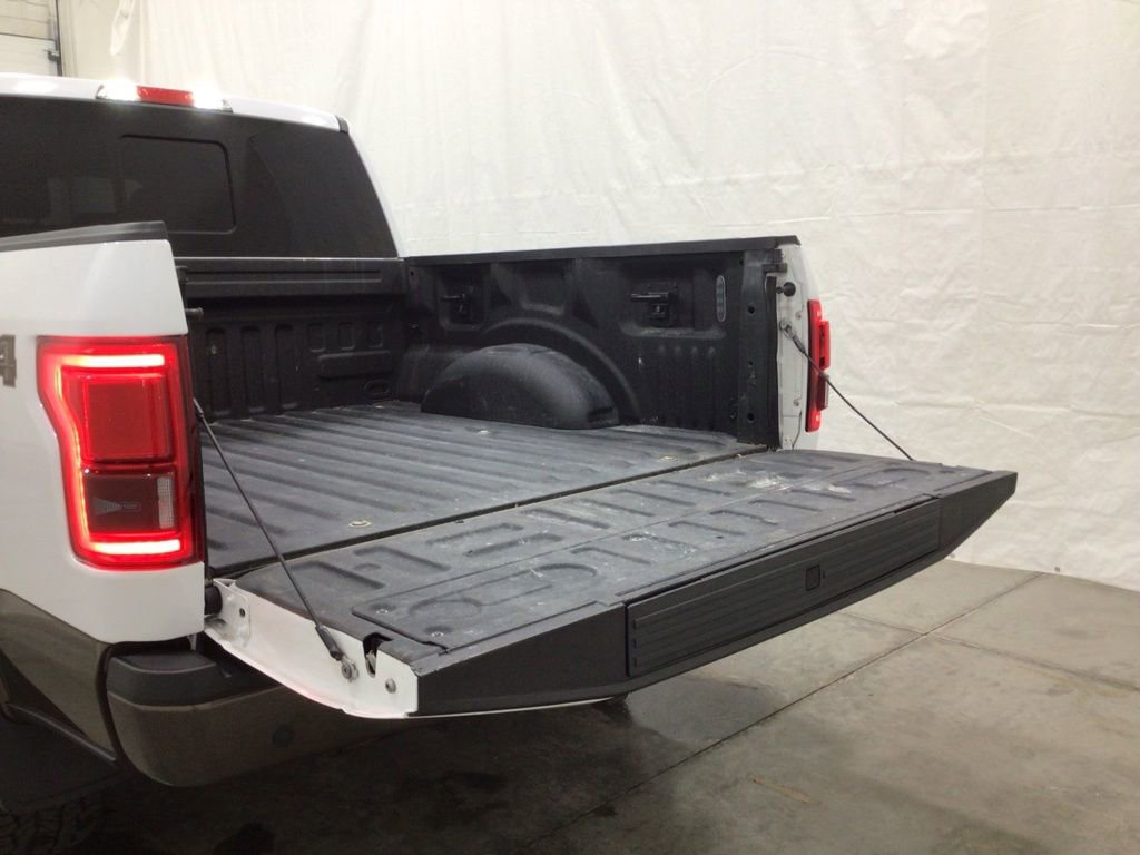 Used 2017 Ford F150 Lariat w/ Equipment Group 502A Luxury image 28
