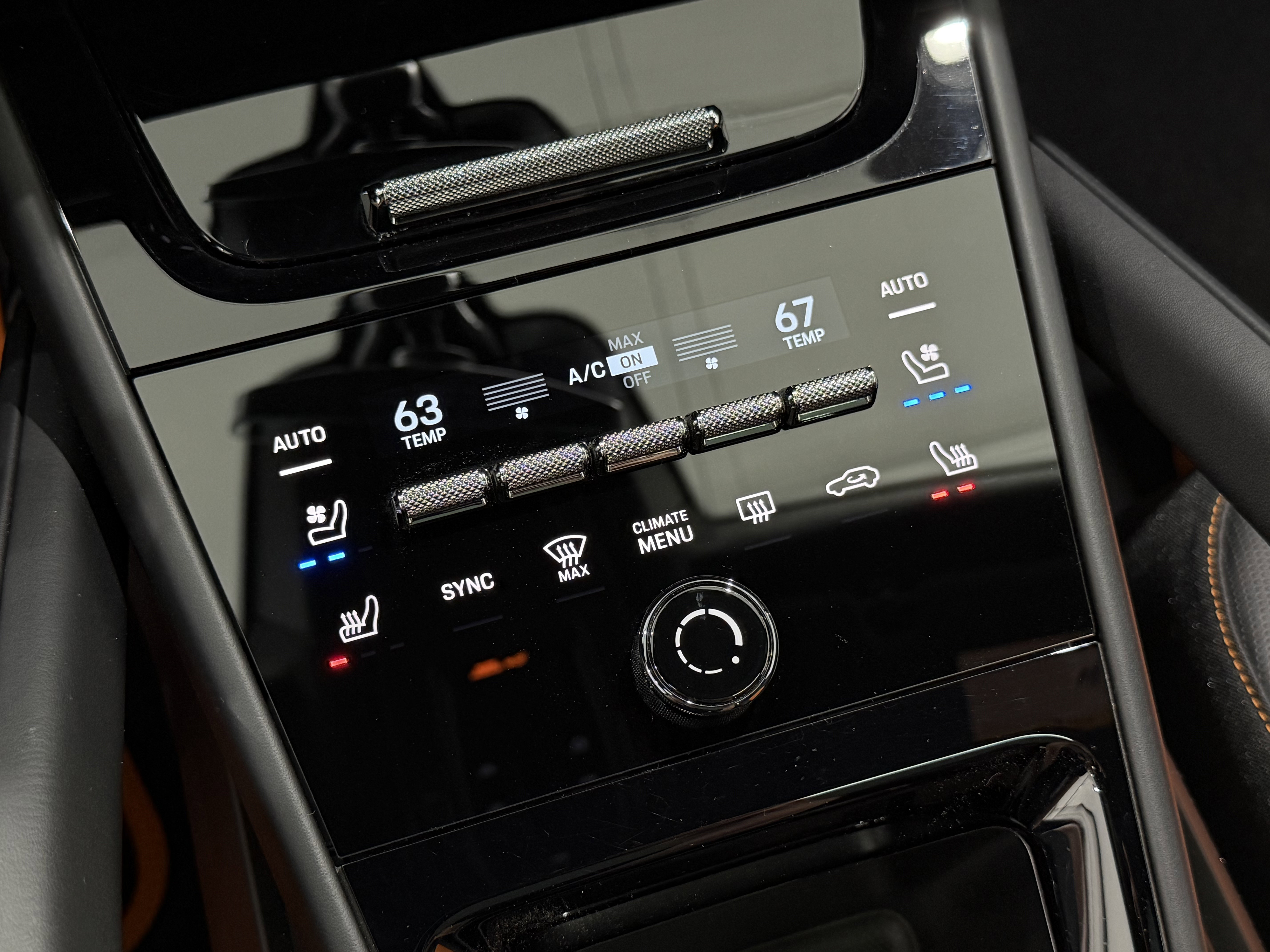 Certified 2025 Porsche Cayenne GTS image 43