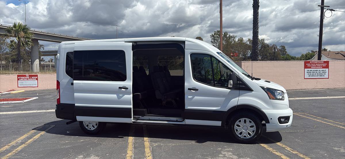 Used 2024 Ford Transit 350 XLT RWD image 40