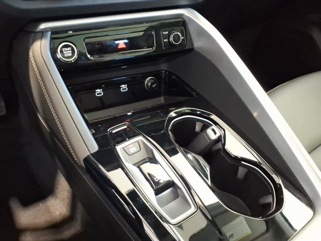 Certified 2025 Audi Q5 Premium Plus w/ Premium Plus AWD/4WD image 13