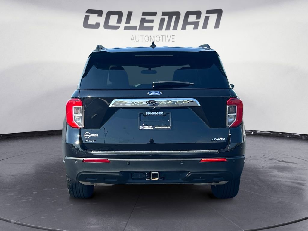 Used 2023 Ford Explorer XLT w/ Class IV Trailer Tow Package image 4