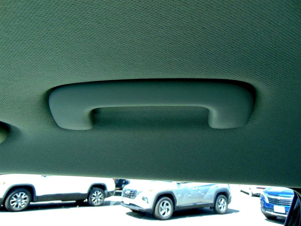 Used 2022 Kia Soul LX image 18