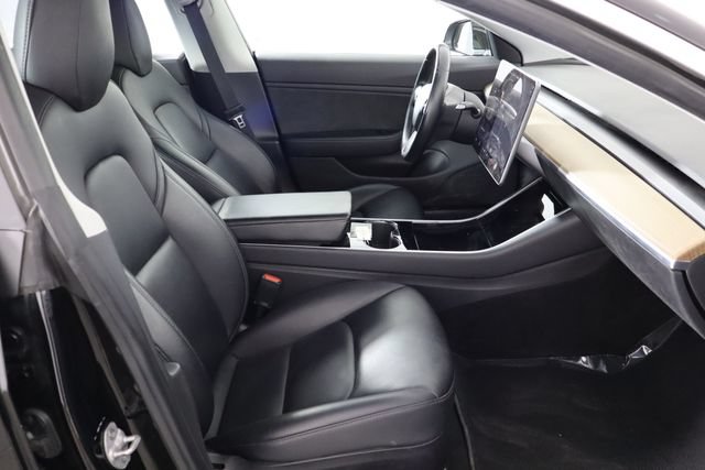 Used 2019 Tesla Model 3 Long Range RWD image 16