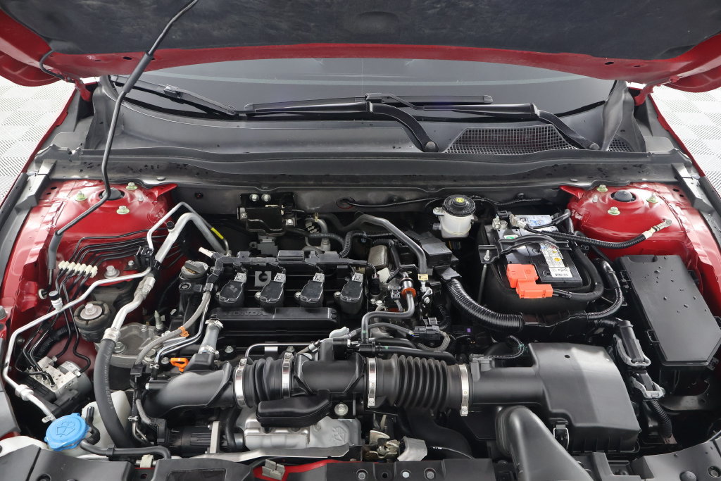 Used 2021 Honda Accord Sport image 14