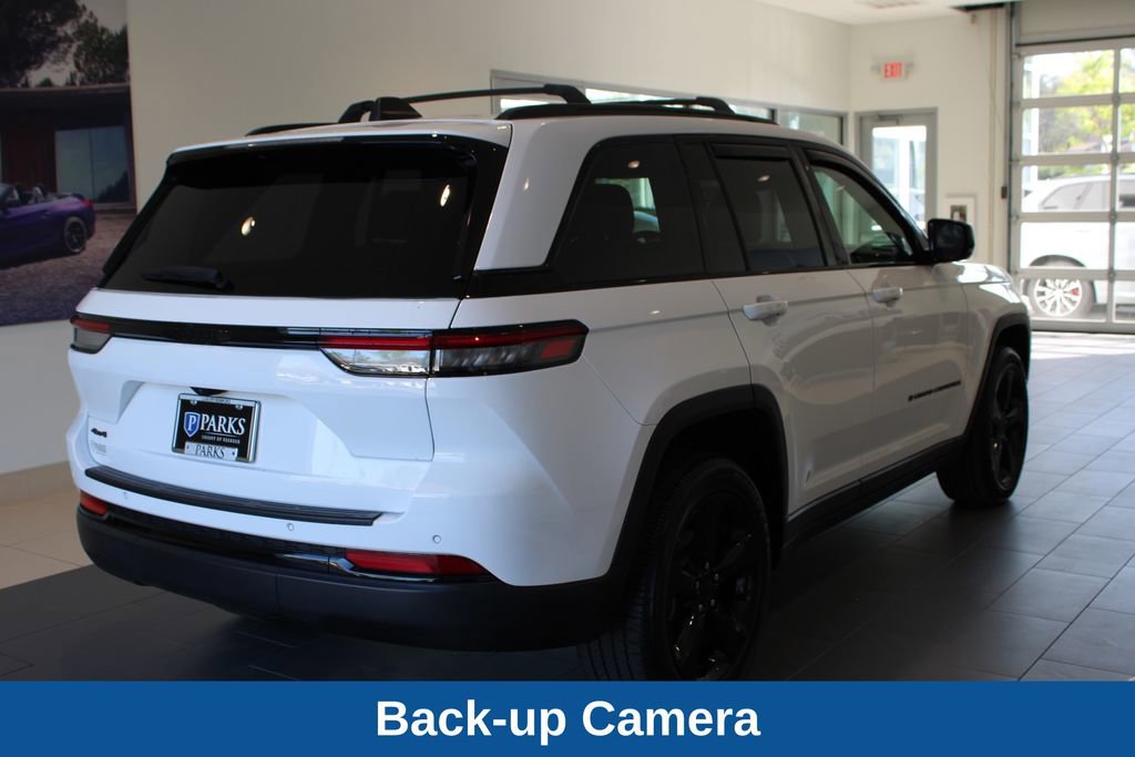 Used 2024 Jeep Grand Cherokee Altitude image 17