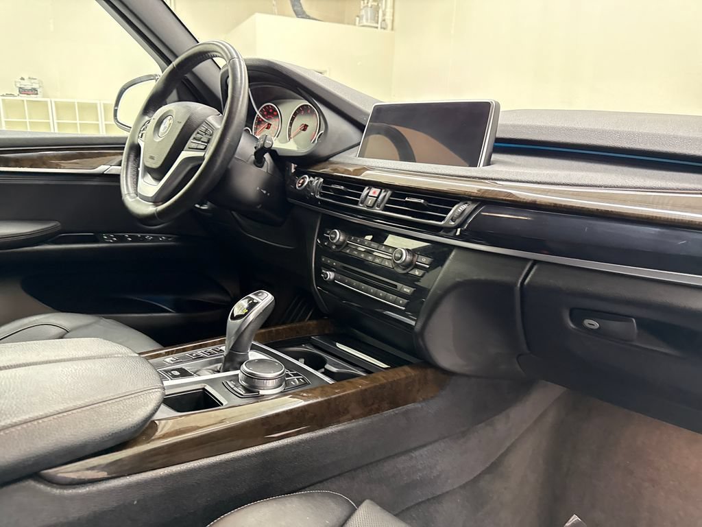 Used 2018 BMW X5 xDrive35i AWD/4WD image 28