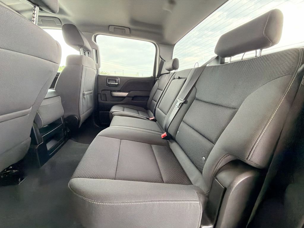 Used 2018 Chevrolet Silverado 1500 LT w/ All Star Edition AWD/4WD image 28