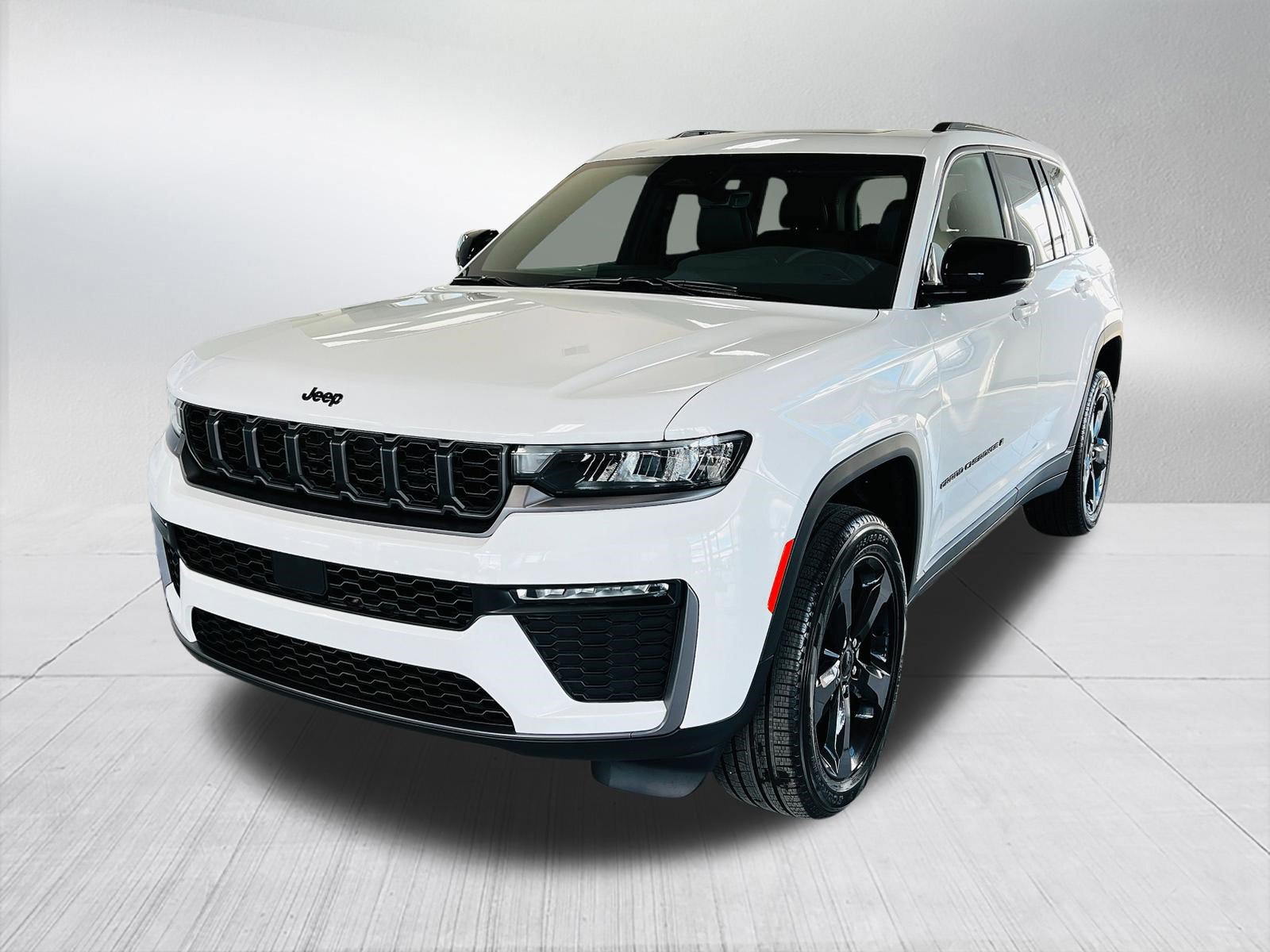 New 2026 Jeep Grand Cherokee Limited w/ Limited Altitude Package