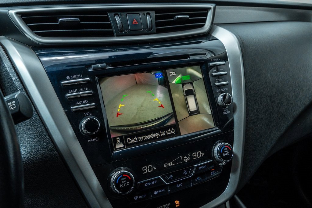 Used 2020 Nissan Murano SL w/ Moonroof Package image 17