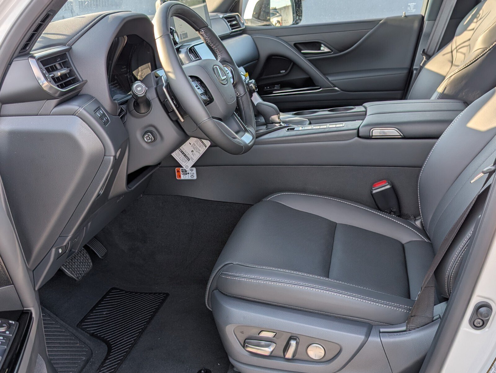 New 2026 Lexus LX 700h Luxury w/ Accessory Package (Z1) AWD/4WD image 12