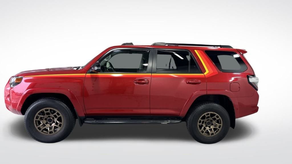 Certified 2023 Toyota 4Runner 40th Anniversary SE image 5