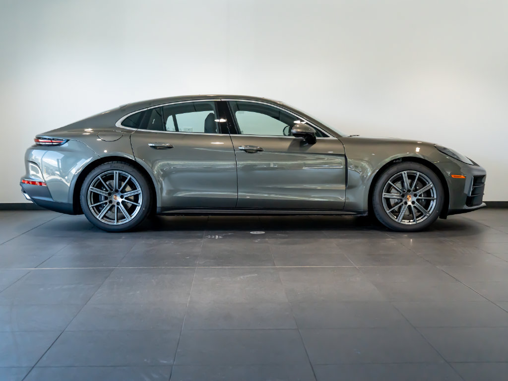 New 2026 Porsche Panamera 4 AWD/4WD image 8