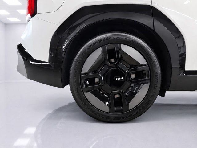 Used 2024 Kia EV9 GT-Line AWD/4WD image 9