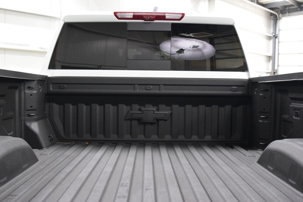 Used 2026 Chevrolet Silverado 2500 ZR2 AWD/4WD image 25
