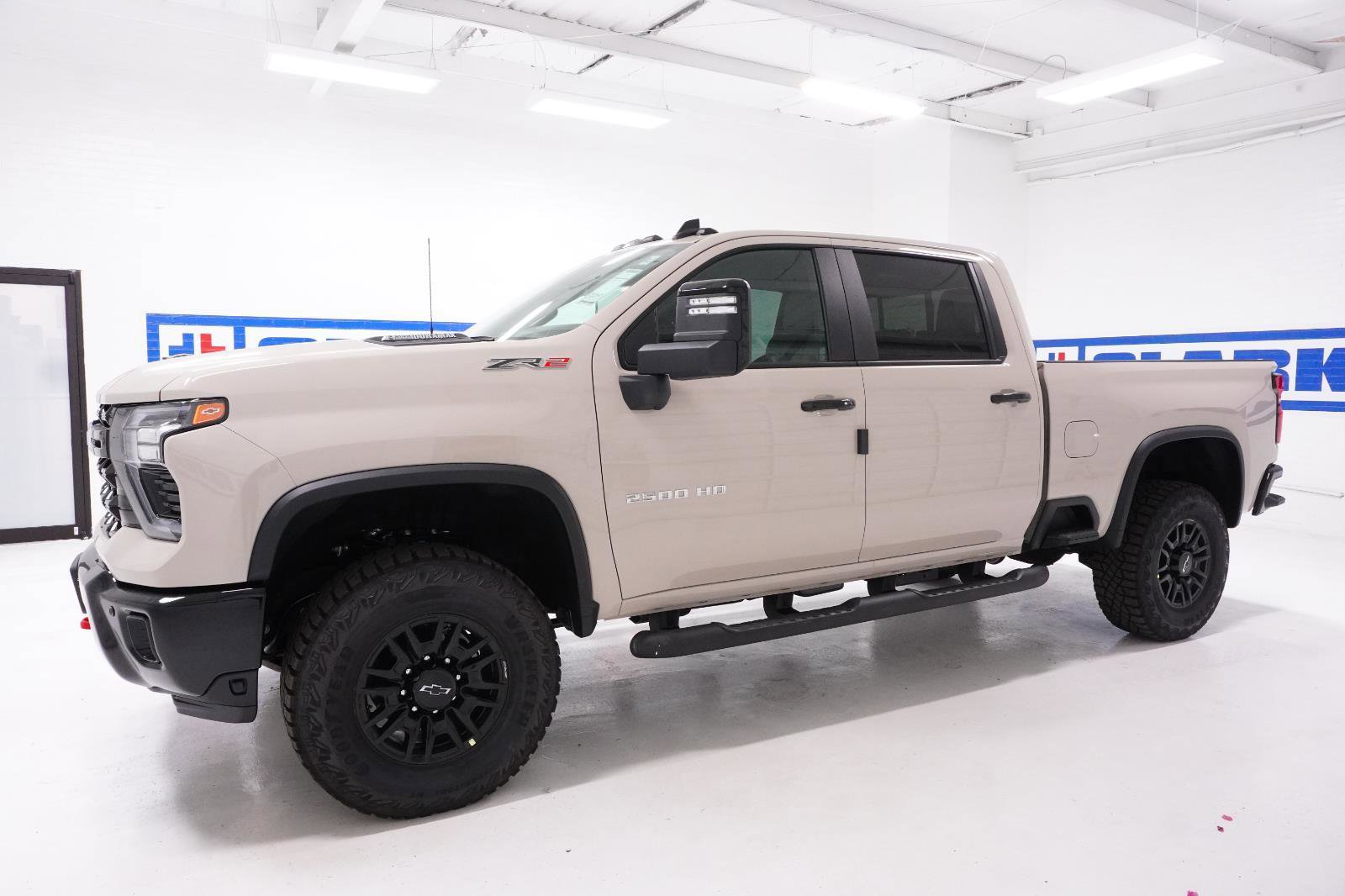 New 2026 Chevrolet Silverado 2500 ZR2 w/ LPO, Dark Essentials Package image 8