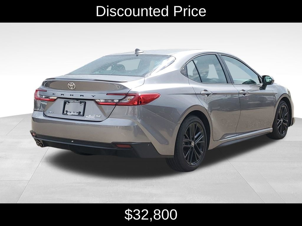 Used 2026 Toyota Camry SE w/ Convenience Package FWD image 3