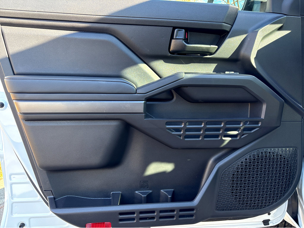 Used 2025 Toyota Tacoma SR5 image 20